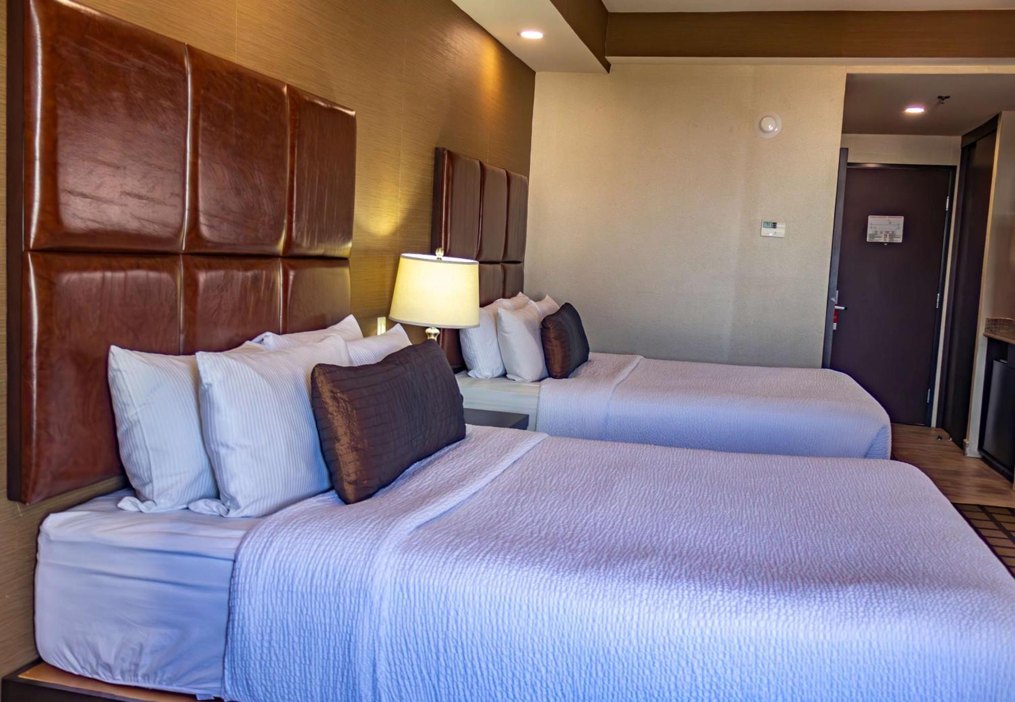 Best Western Premier Monterrey Aeropuerto Apodaca Ngoại thất bức ảnh A room at the hotel